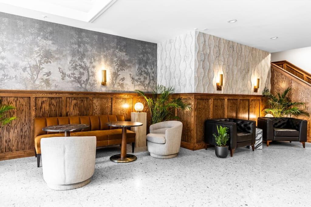 The Phenix Historic Dtwn Hotel, King Bed, Room # 309 뱅거 외부 사진
